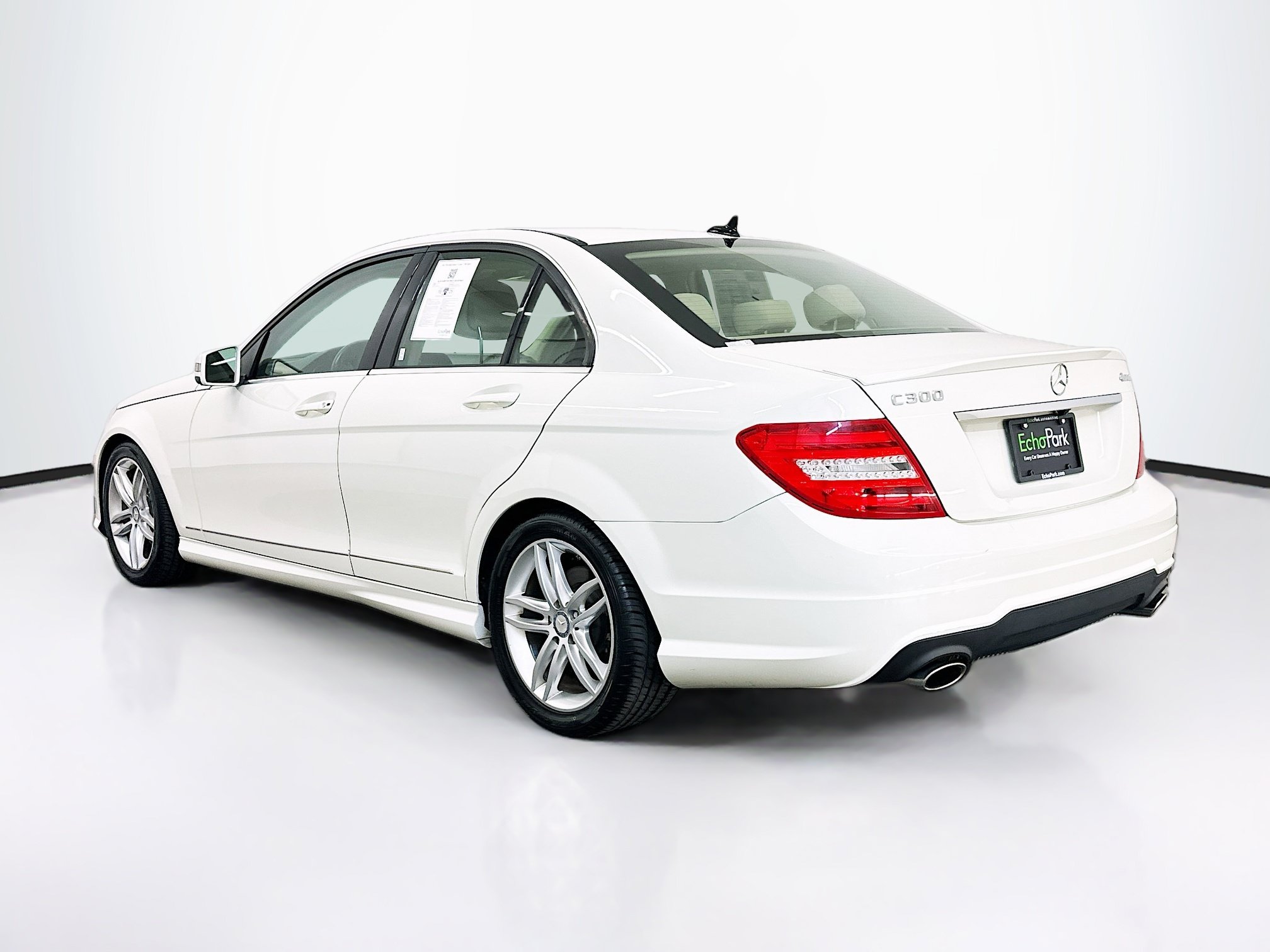 Used 2012 Mercedes-Benz C 300 4MATIC Sedan image 5