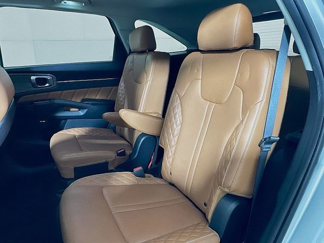 Used 2022 Kia Sorento SX Prestige w/ Rust Color Package AWD/4WD image 24