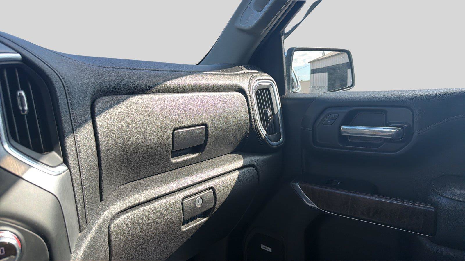 Used 2021 GMC Sierra 1500 Denali w/ Denali Ultimate Package AWD/4WD image 10