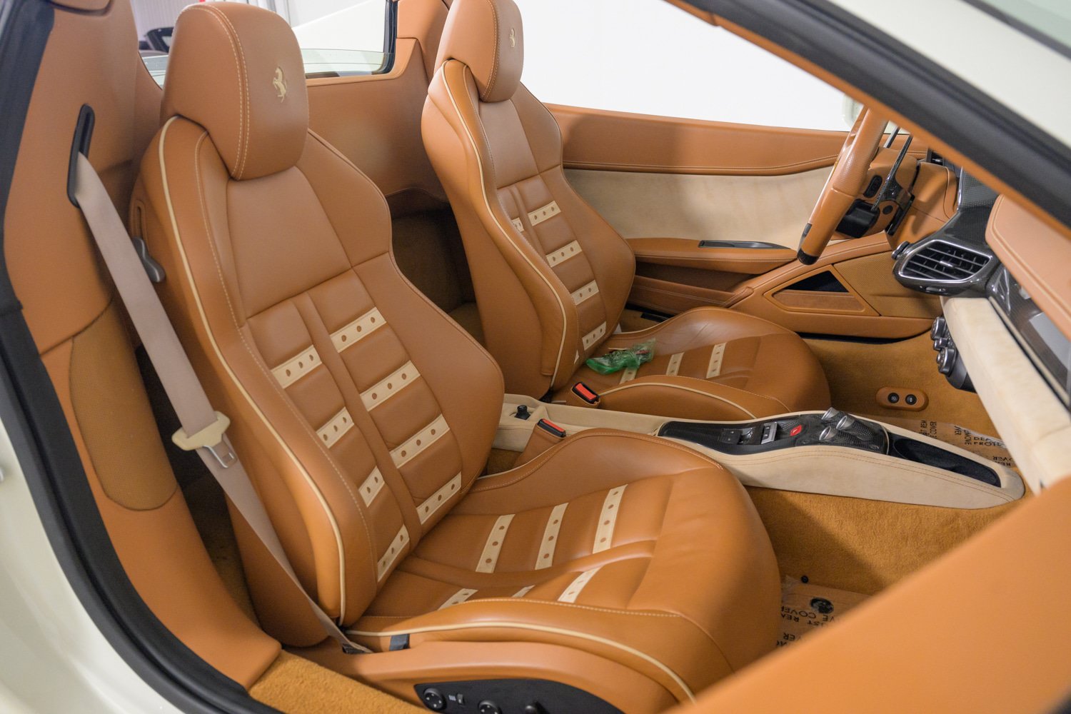 Used 2015 Ferrari 458 Spider RWD image 34