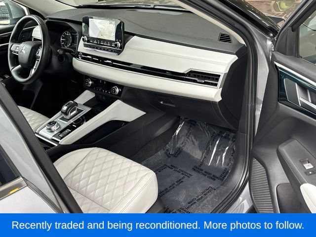 Used 2022 Mitsubishi Outlander SEL FWD image 24