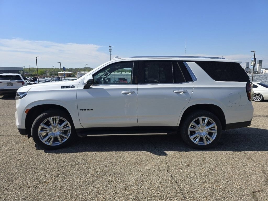Used 2024 Chevrolet Tahoe High Country AWD/4WD image 18