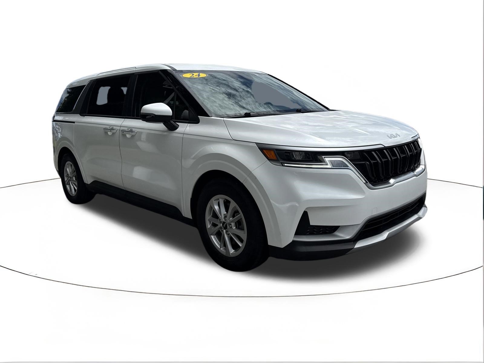 Used 2024 Kia Carnival LX