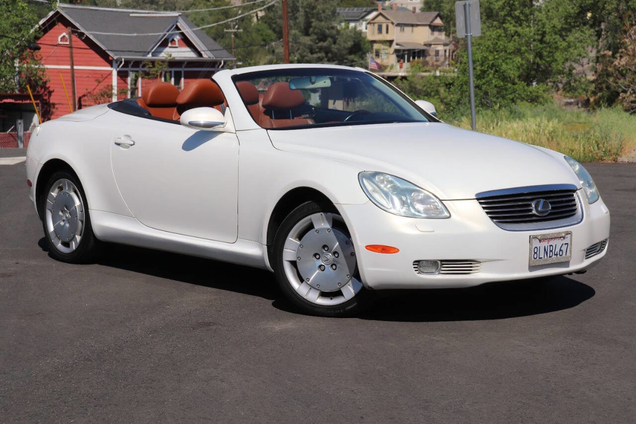 Used 2002 Lexus SC 430 Base 2dr Convertible RWD image 1
