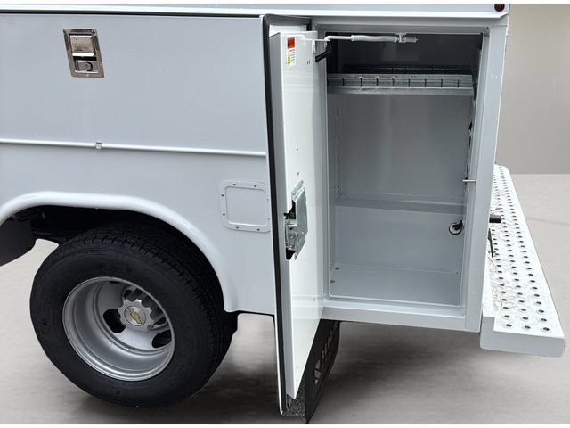 New 2025 Chevrolet Express 3500 w/ Power Convenience Package RWD image 19