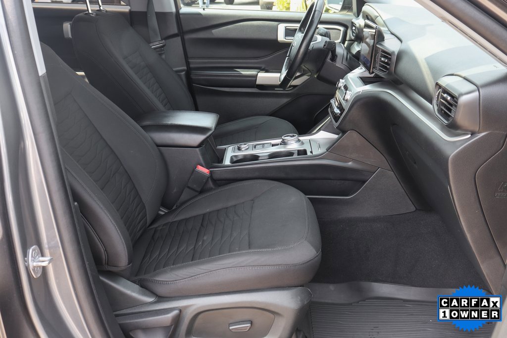 Used 2021 Ford Explorer XLT image 33