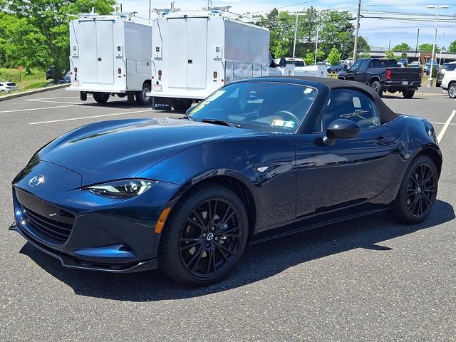 Used 2025 MAZDA MX-5 Miata Club w/ Weather Package RWD image 11