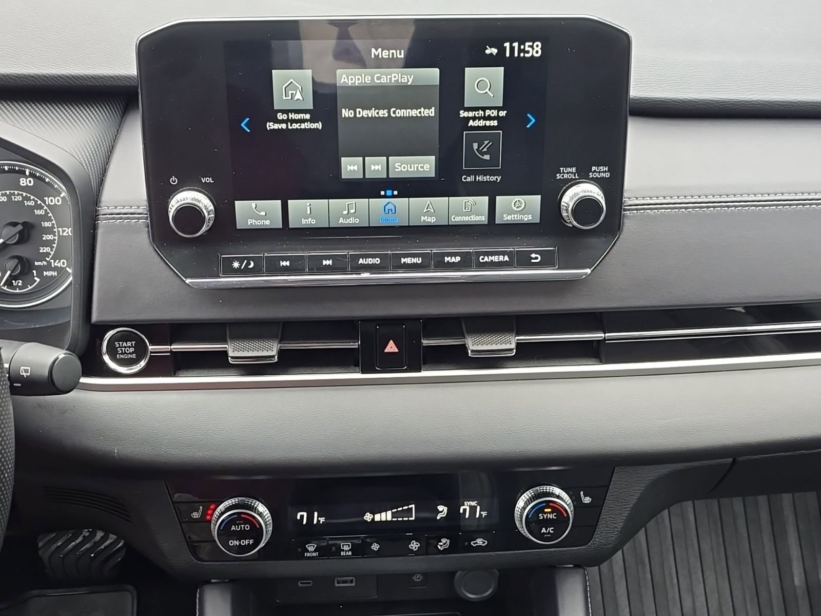 Used 2024 Mitsubishi Outlander SE image 25