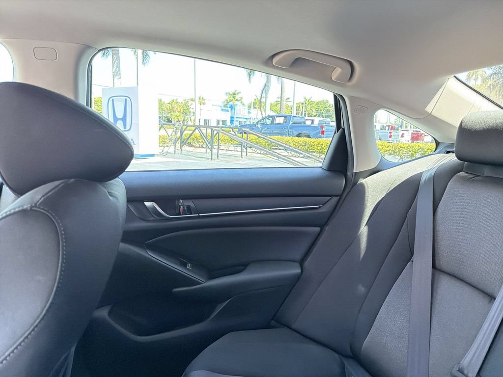 Used 2020 Honda Accord EX image 13