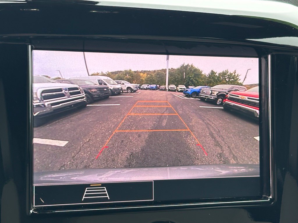 Used 2023 Chevrolet Traverse LS w/ Safety Package AWD/4WD image 15