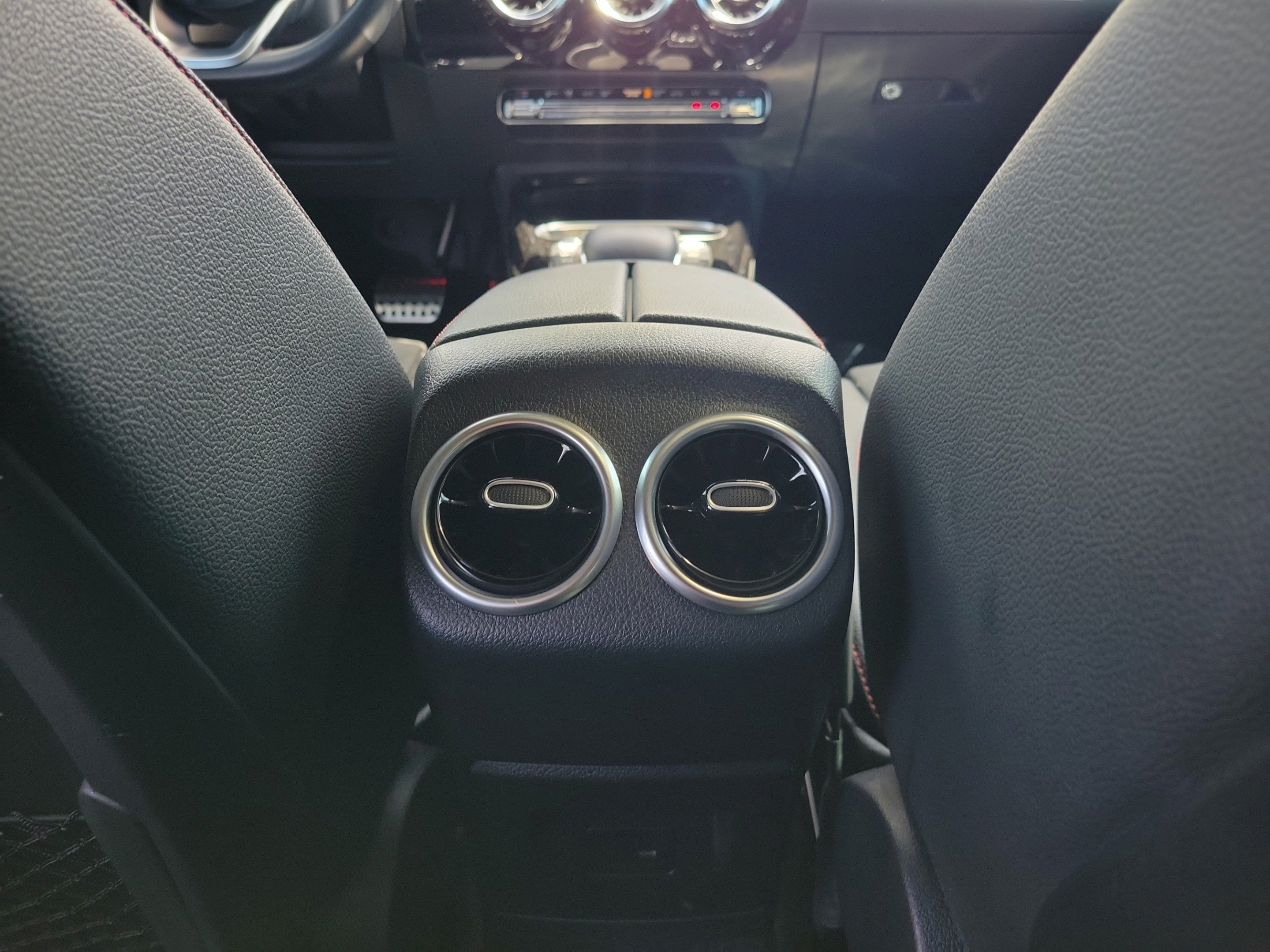 Certified 2023 Mercedes-Benz CLA 35 AMG 4MATIC image 10