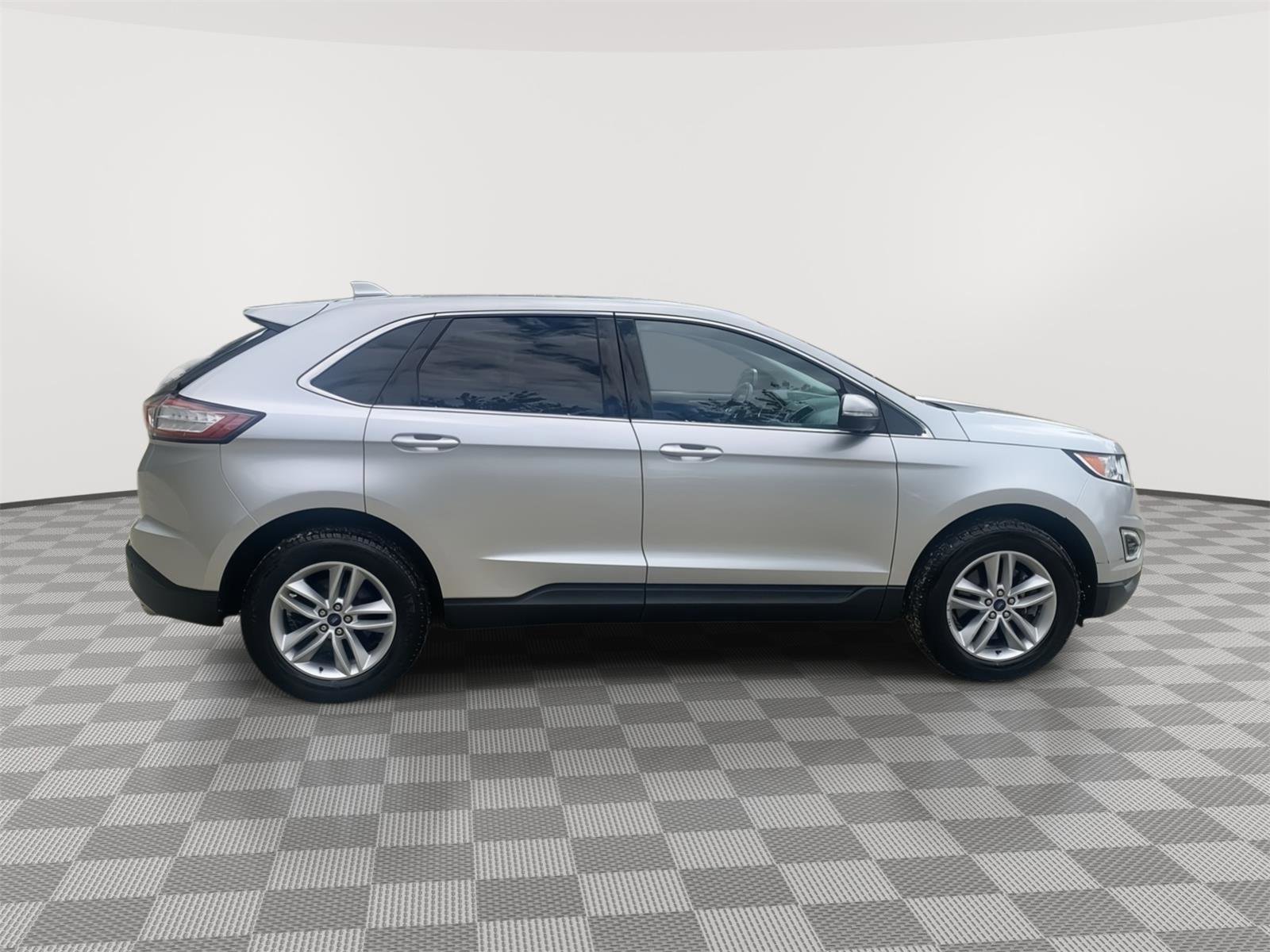 Used 2017 Ford Edge SEL AWD/4WD image 6