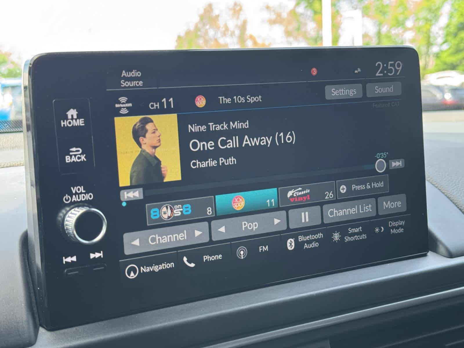 Used 2025 Honda Pilot Black Edition image 6