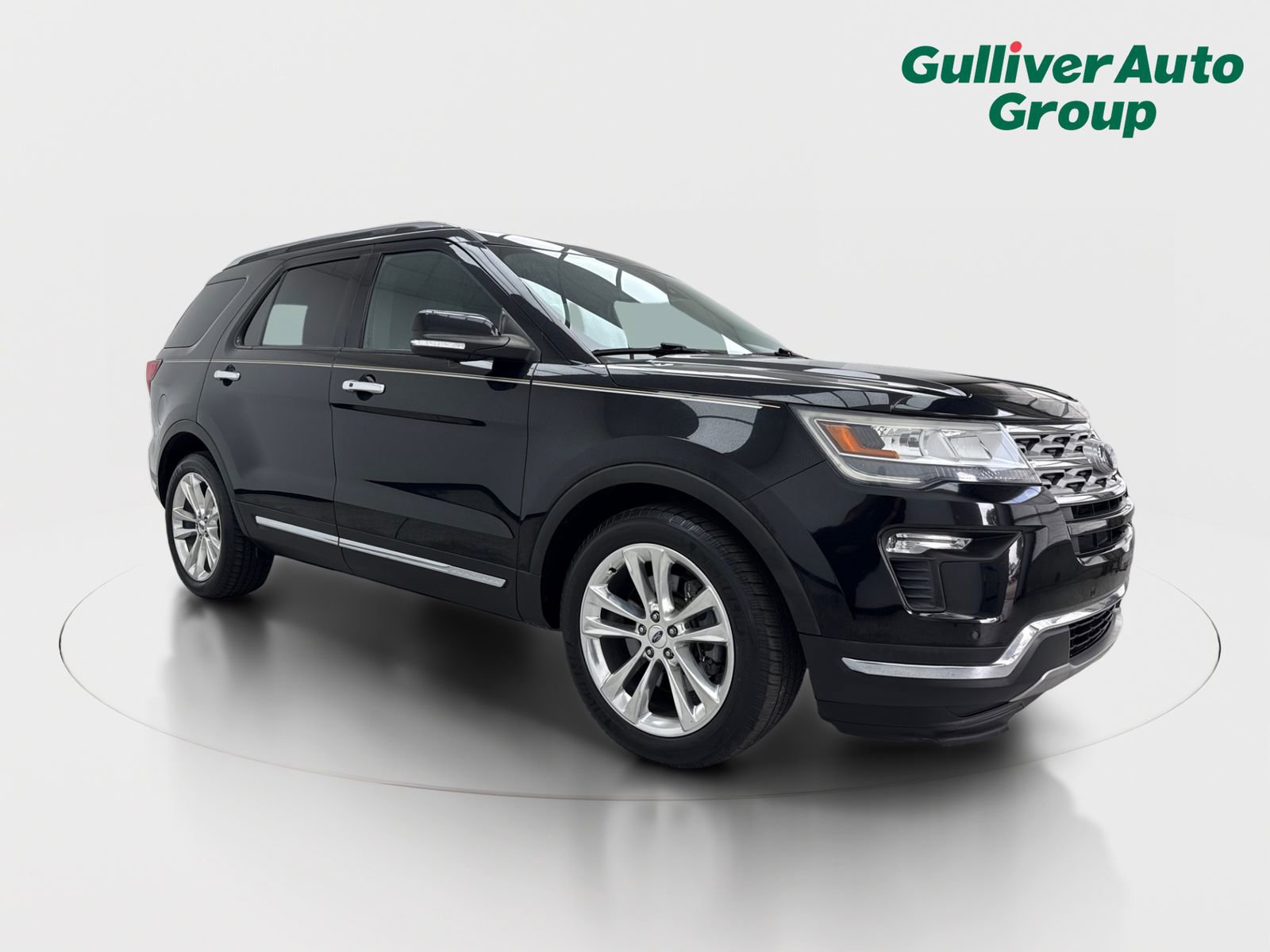 Used 2018 Ford Explorer Limited w/ Ford Safe & Smart Package FWD image 12