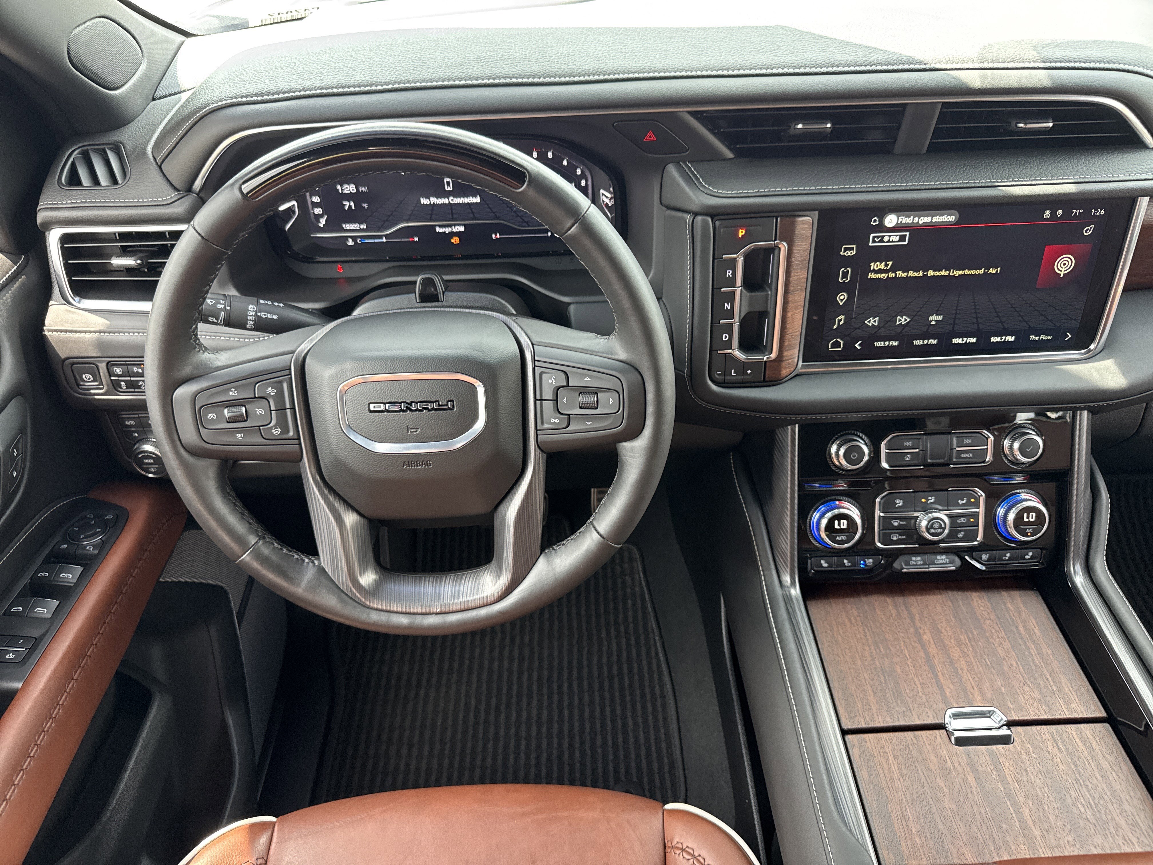 Used 2024 GMC Yukon Denali Ultimate image 18