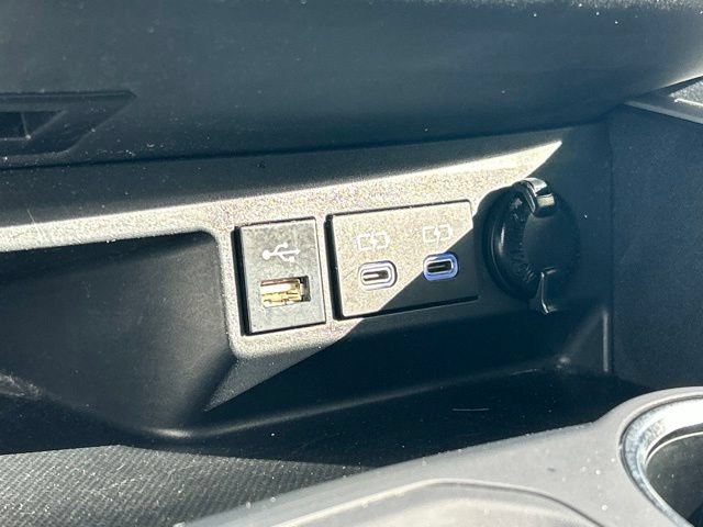 Used 2022 Toyota Highlander XLE AWD/4WD image 79
