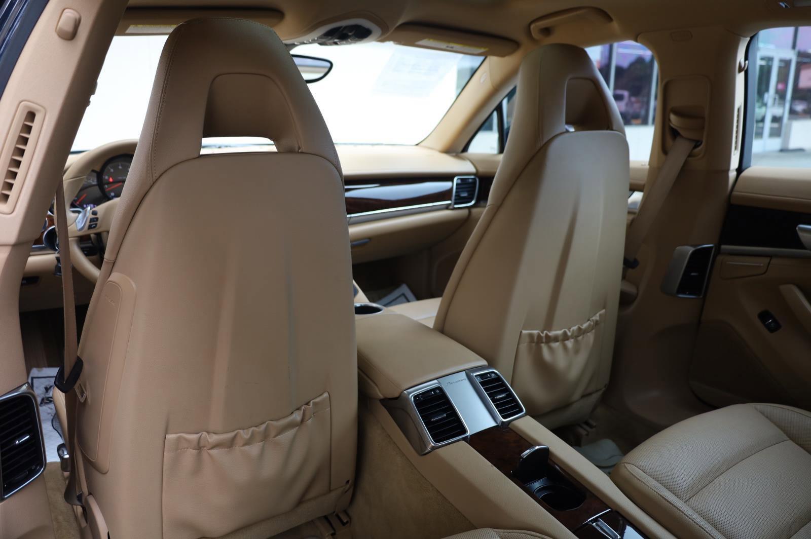 Used 2012 Porsche Panamera 4 image 19