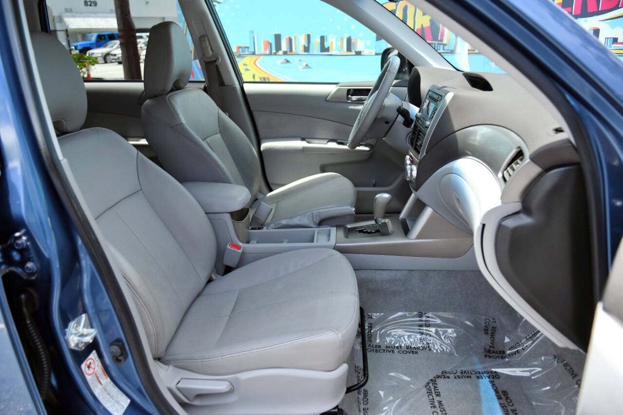 Used 2010 Subaru Forester 2.5X Limited AWD/4WD image 40