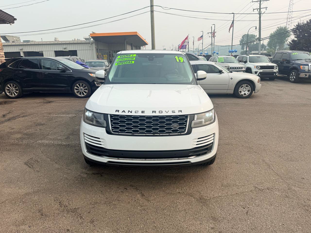Used 2019 Land Rover Range Rover HSE AWD/4WD image 4