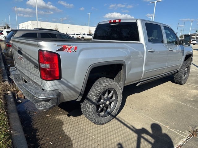 Used 2015 GMC Sierra 2500 SLE w/ Suspension Package, Off-Road image 5