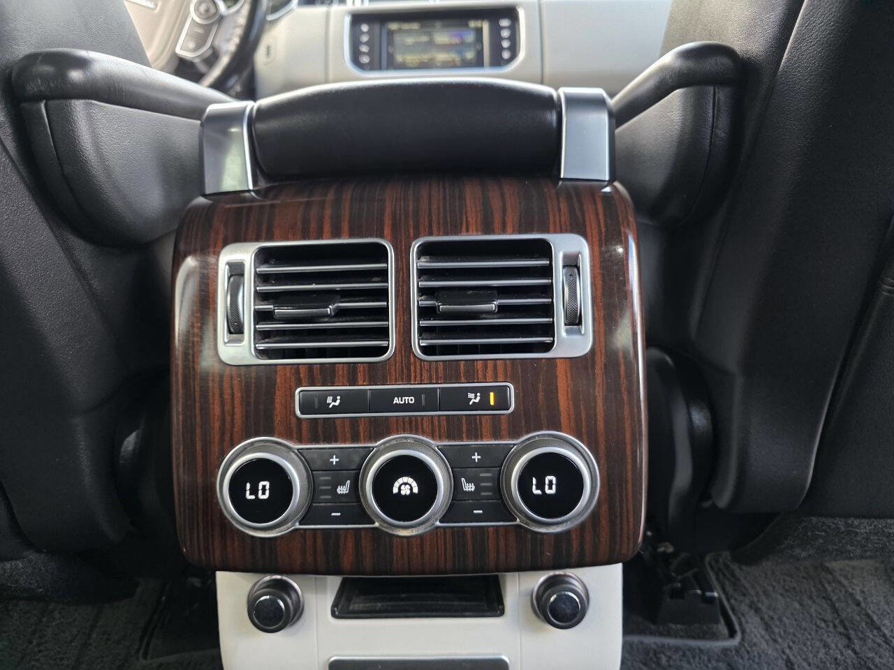 Used 2016 Land Rover Range Rover Supercharged image 14