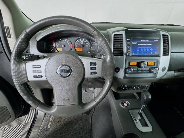 Used 2020 Nissan Frontier SV AWD/4WD image 10