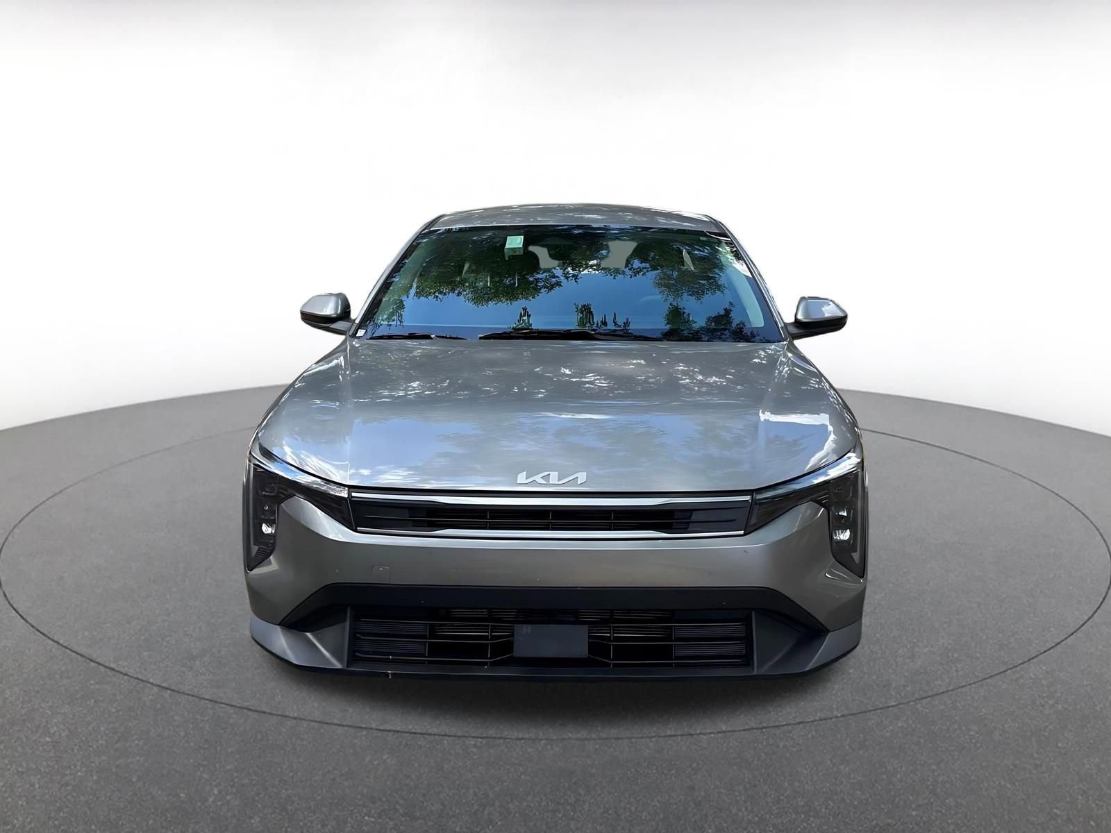 Used 2025 Kia K4 FWD image 2