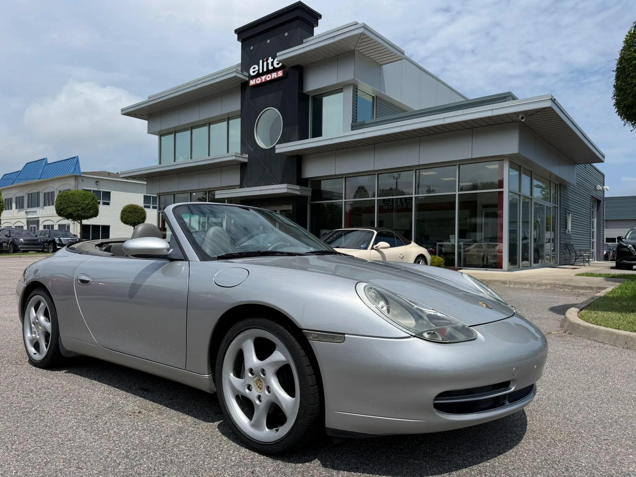 Used 1999 Porsche 911 Cabriolet image 9