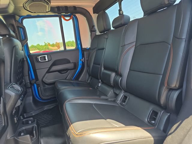 Used 2022 Jeep Gladiator Mojave w/ Cold Weather Group AWD/4WD image 14