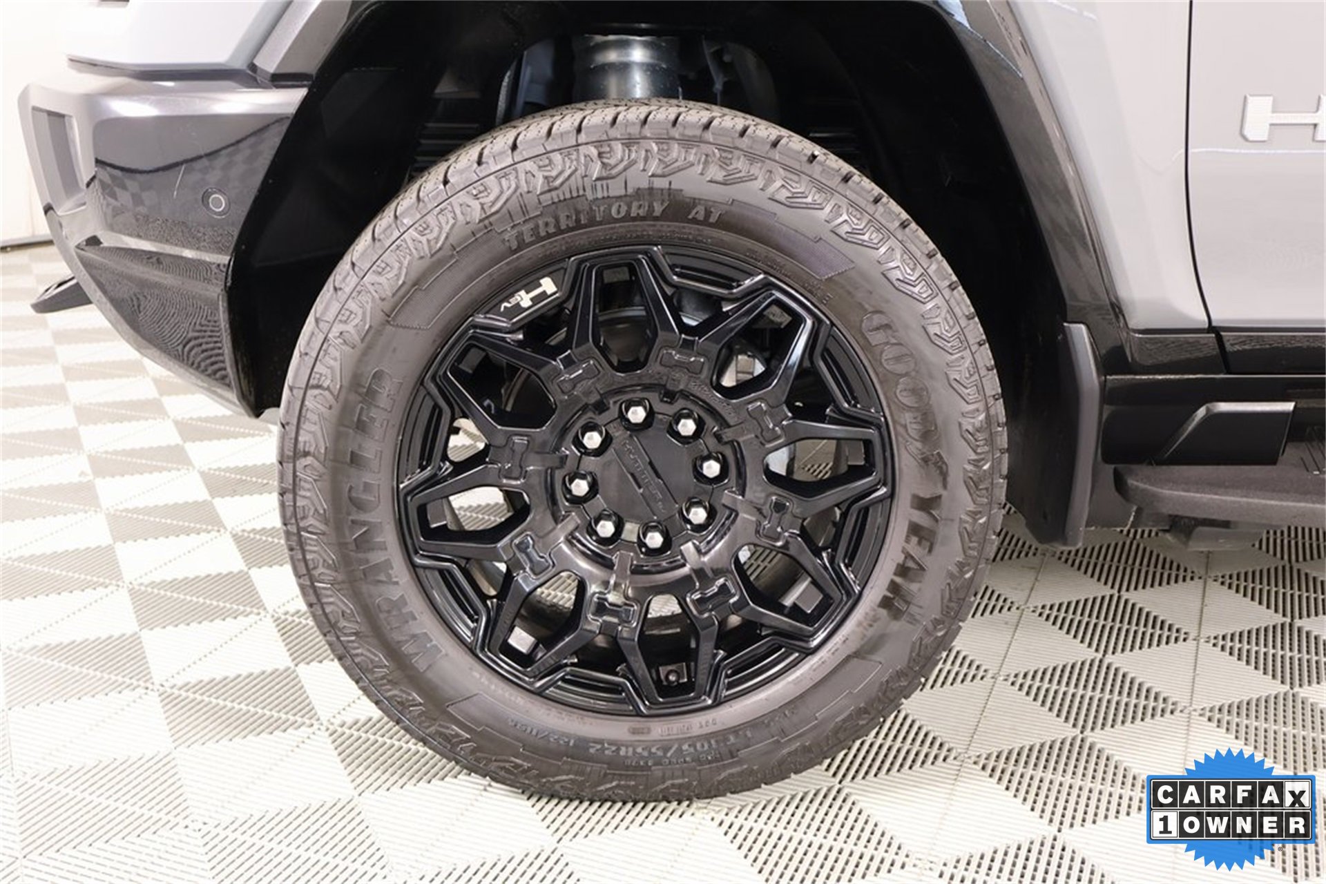 Used 2024 GMC Hummer EV 2X image 17