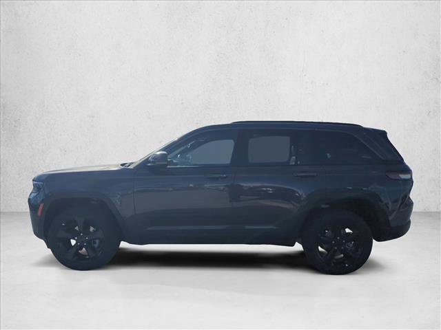 New 2026 Jeep Grand Cherokee Limited w/ Limited Altitude Package RWD image 4