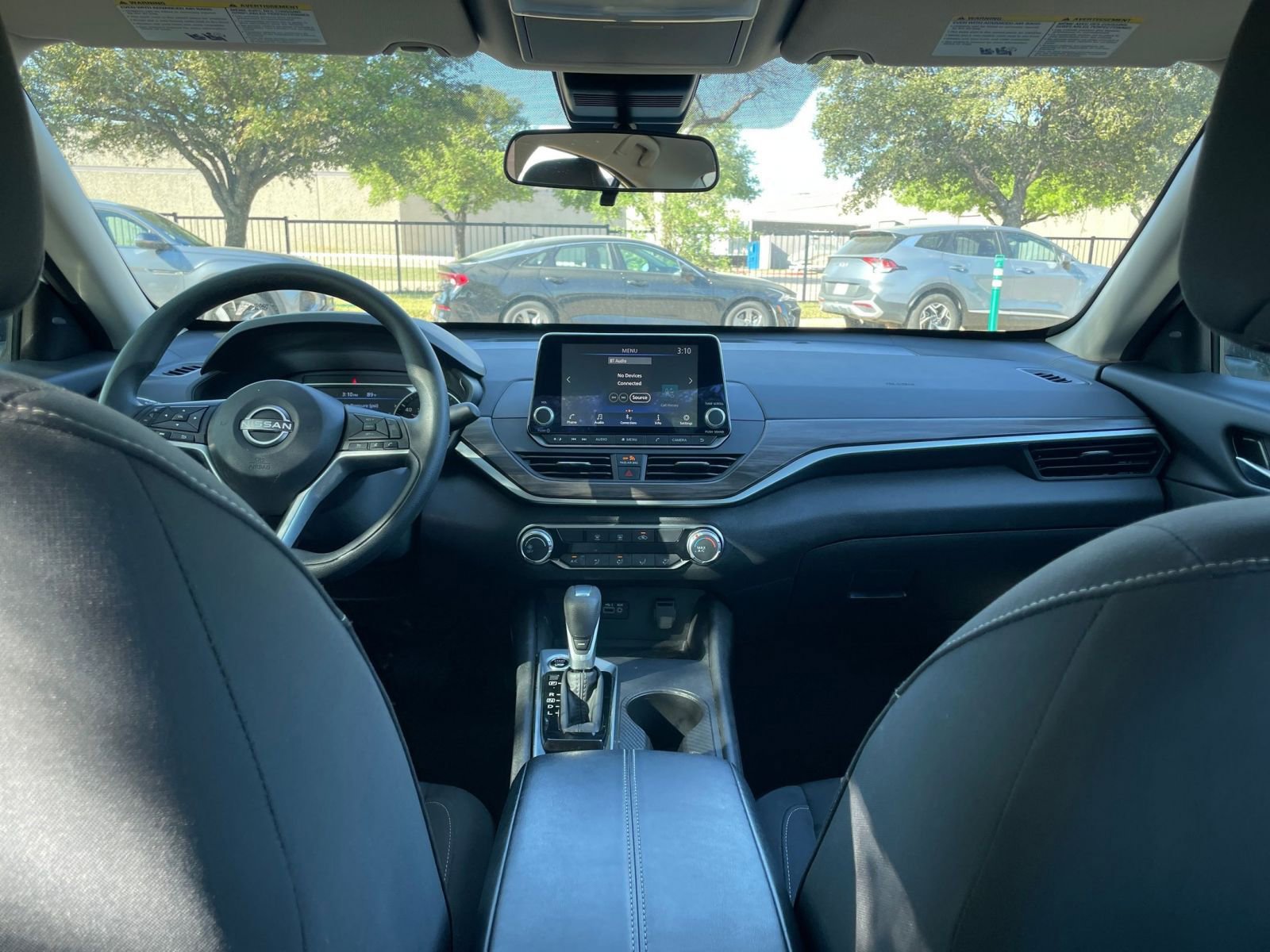 Used 2025 Nissan Altima 2.5 SV image 36