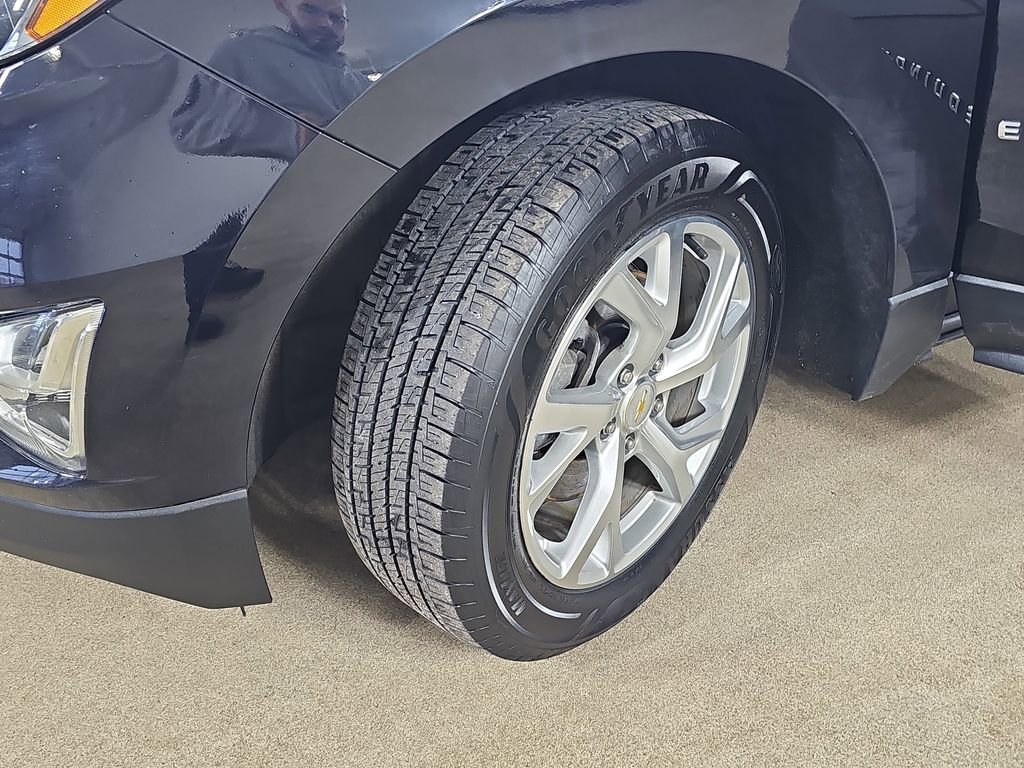 Used 2020 Chevrolet Equinox LT image 37