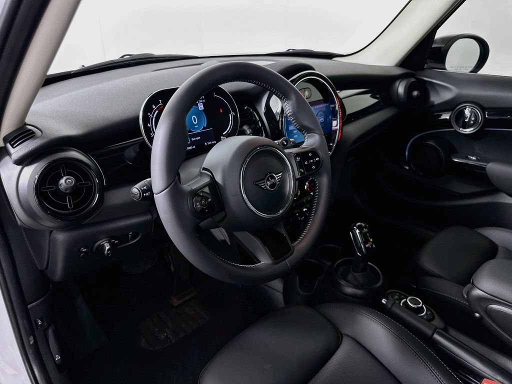 Used 2024 MINI Cooper S FWD image 9