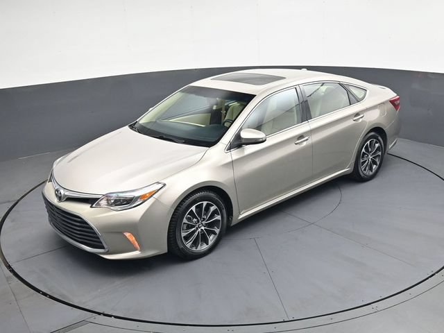Used 2016 Toyota Avalon XLE Premium FWD image 28
