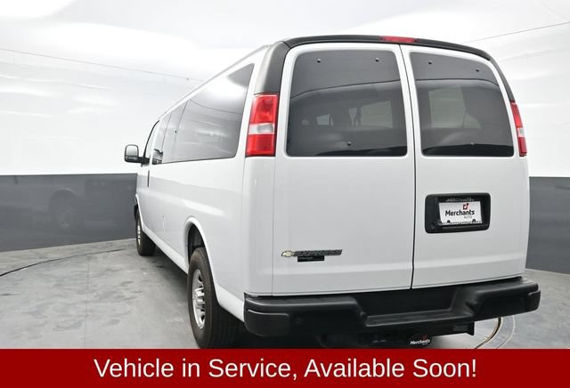 Used 2024 Chevrolet Express 3500 LS RWD image 5