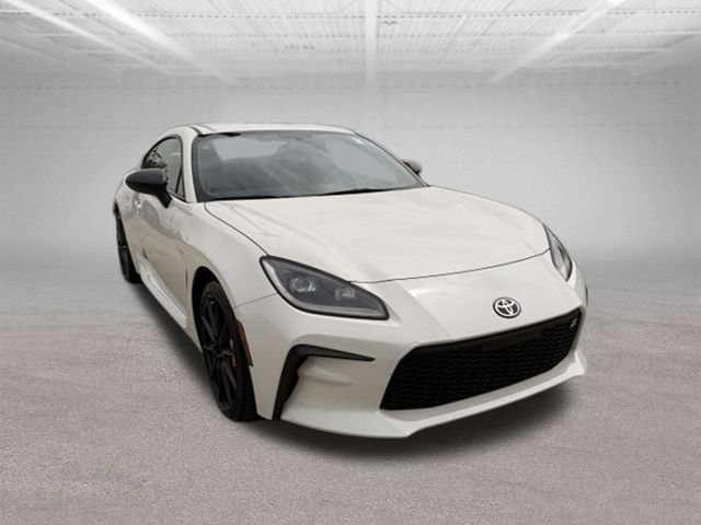 Used 2025 Toyota GR86 Premium w/ Performance Package RWD image 3