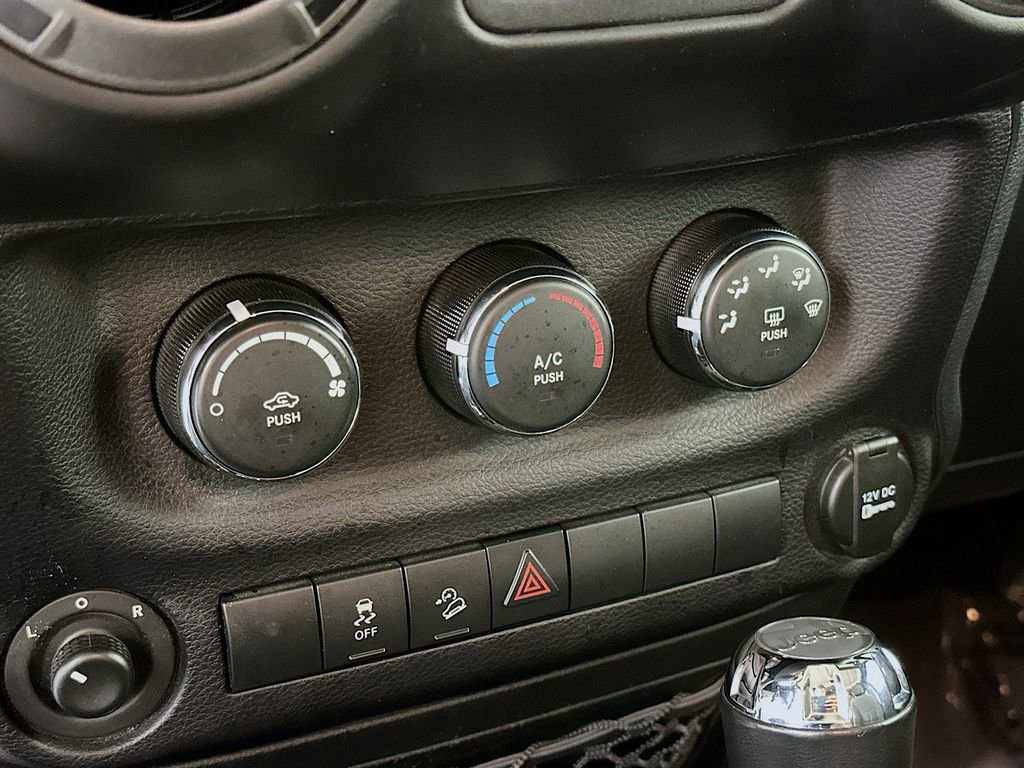 Certified 2016 Jeep Wrangler Sport image 22