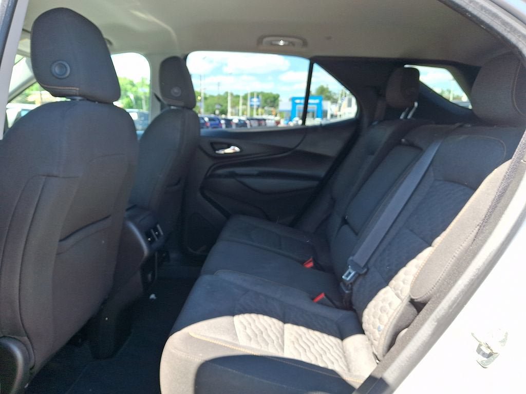 Used 2018 Chevrolet Equinox LT FWD image 11
