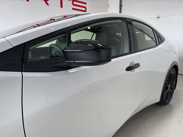 Used 2025 Toyota Prius LE image 11