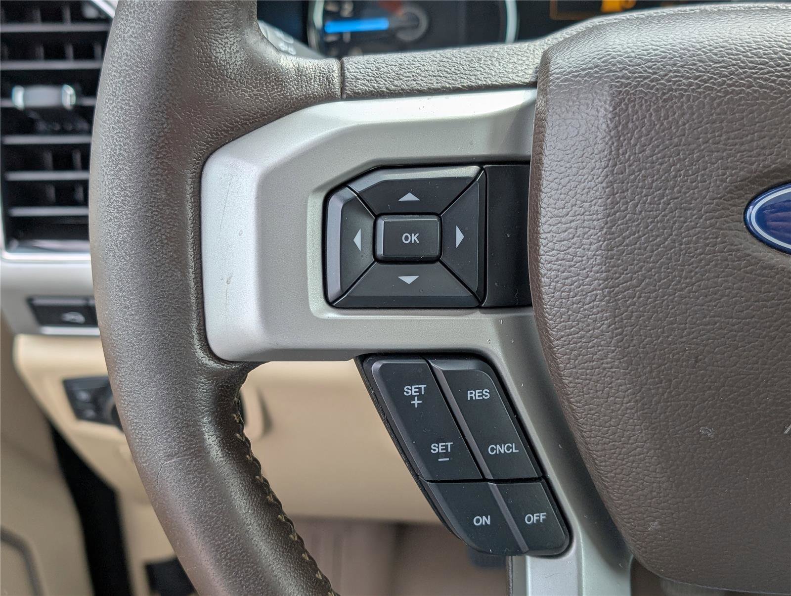 Used 2019 Ford F150 Lariat w/ Equipment Group 501A Mid image 20