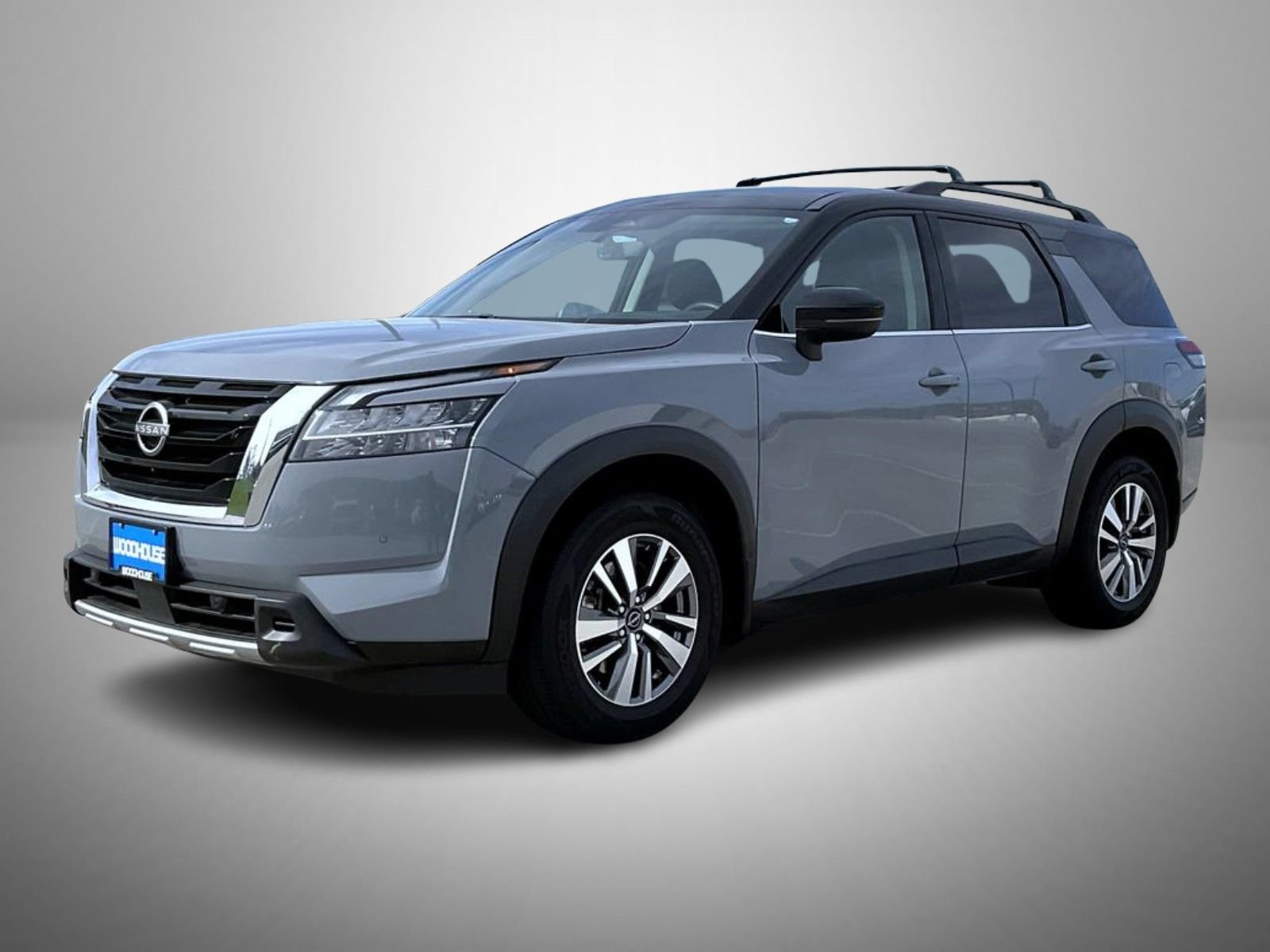 Used 2023 Nissan Pathfinder SL AWD/4WD image 1