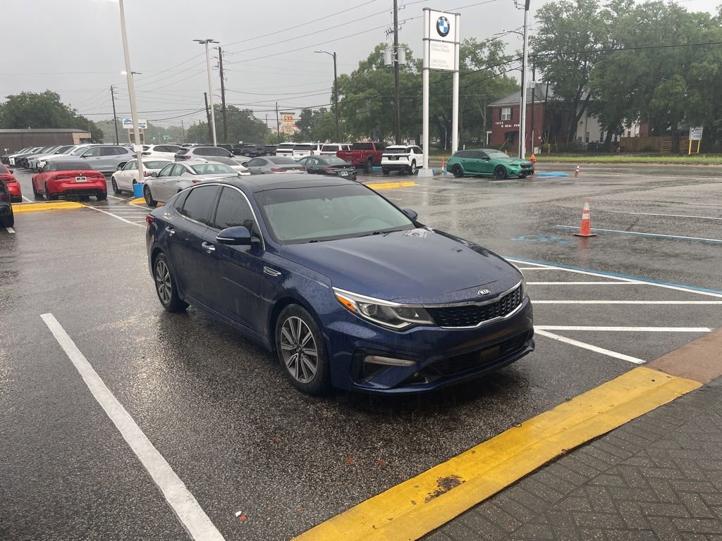 Used 2020 Kia Optima Premium FWD image 1
