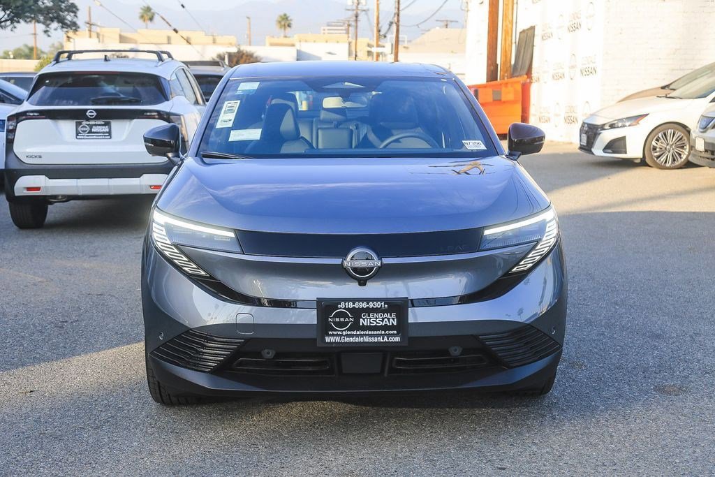 Used 2026 Nissan Leaf SV+ w/ Floor Mat Package (SV+) FWD image 2