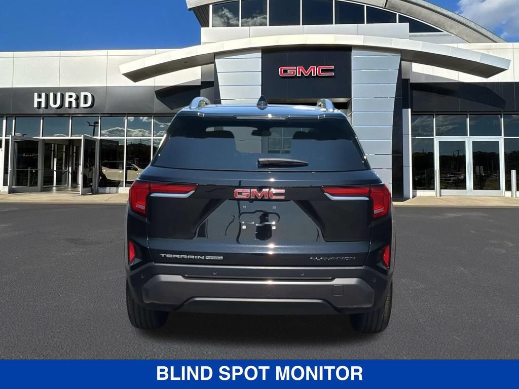 Used 2025 GMC Terrain Elevation w/ Elevation Premium Package AWD/4WD image 6