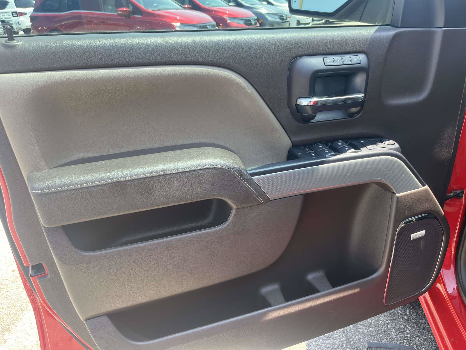Used 2017 Chevrolet Silverado 1500 LTZ Z71 w/ LTZ Plus Package AWD/4WD image 13