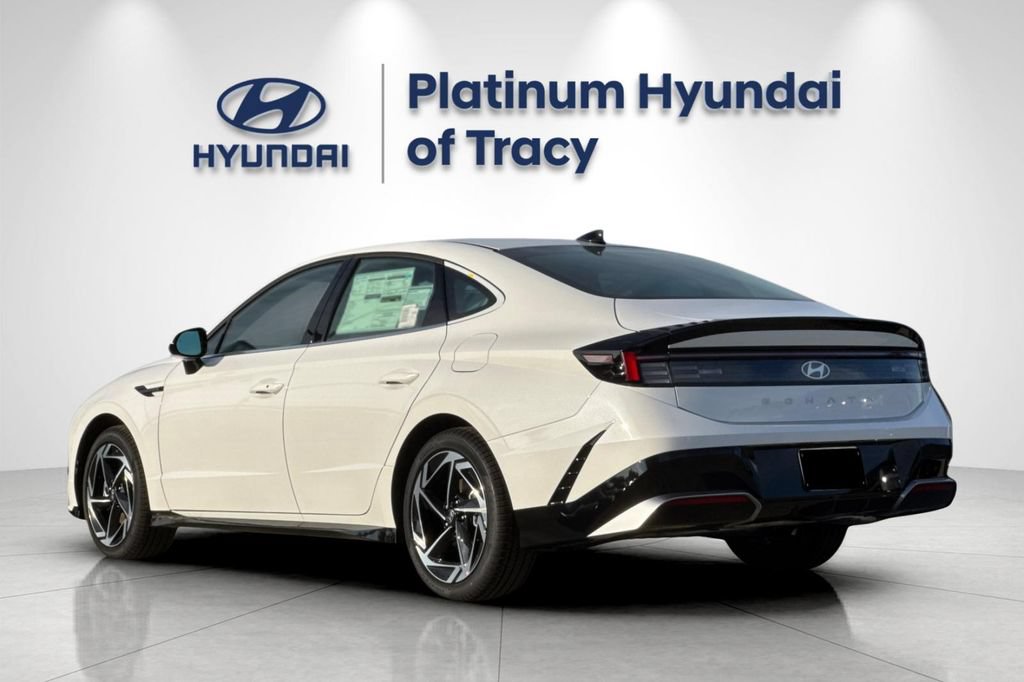 New 2026 Hyundai Sonata SEL FWD image 6