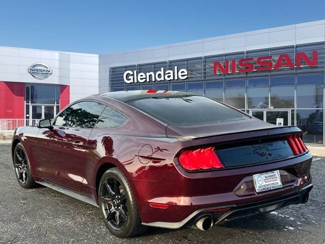 Used 2018 Ford Mustang Coupe w/ Black Accent Pkg RWD image 6