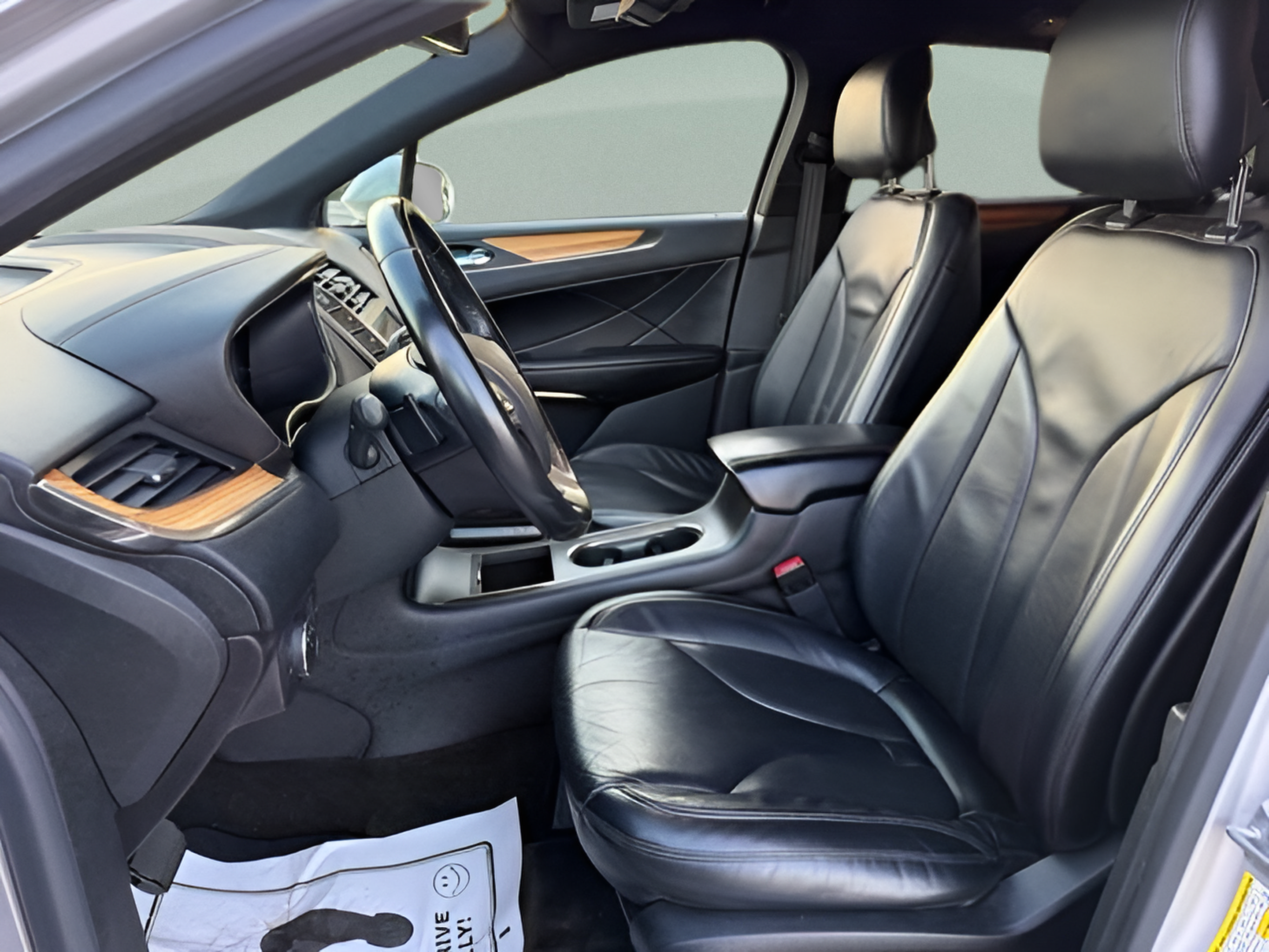 Used 2016 Lincoln MKC Select w/ Select Plus Package FWD image 21