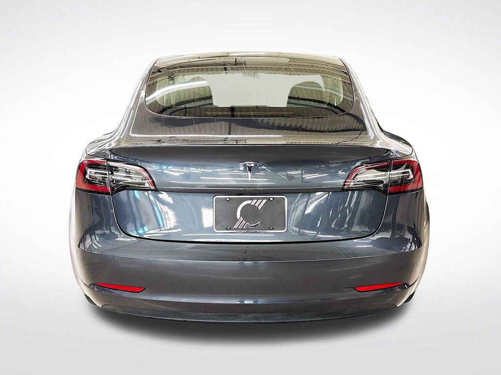 Used 2023 Tesla Model 3 Standard Range image 4